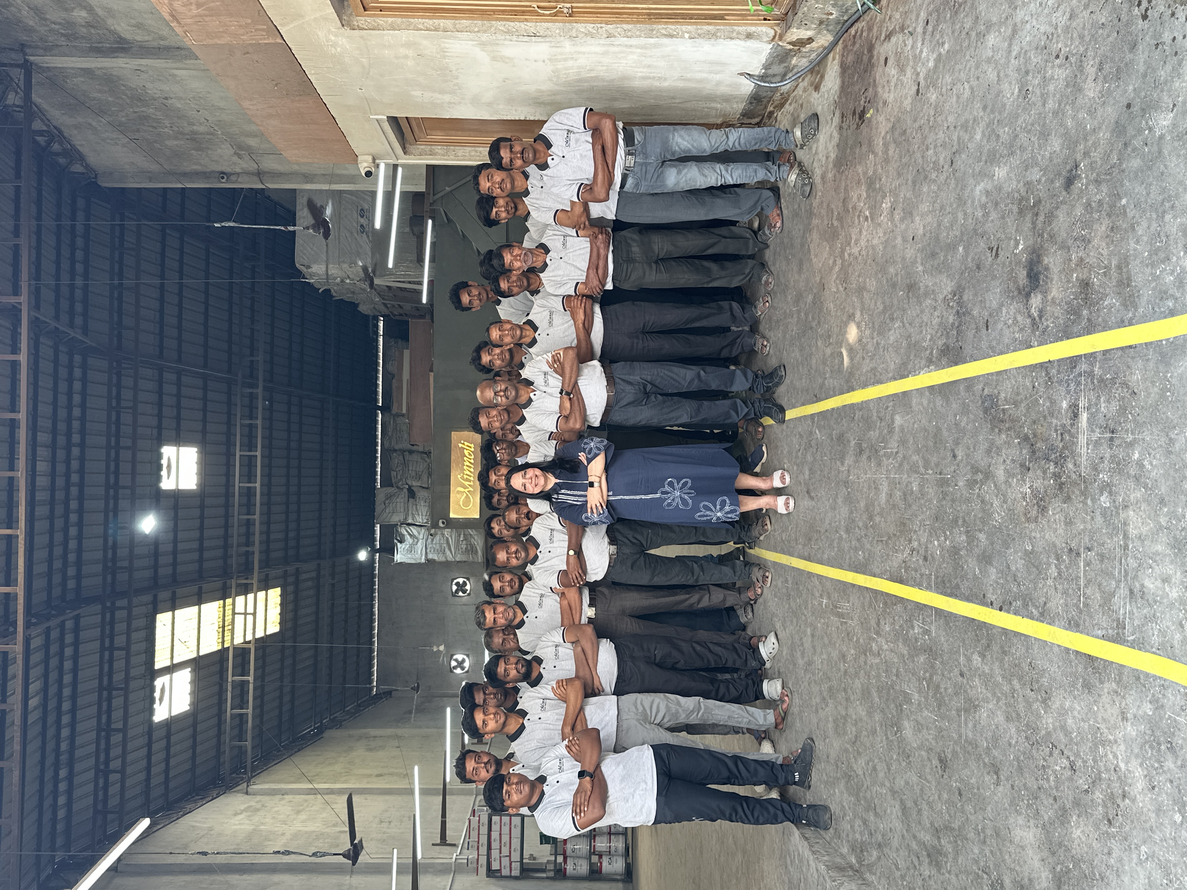 Meenu Narula with the Minnoli team in the Kolkata workshop